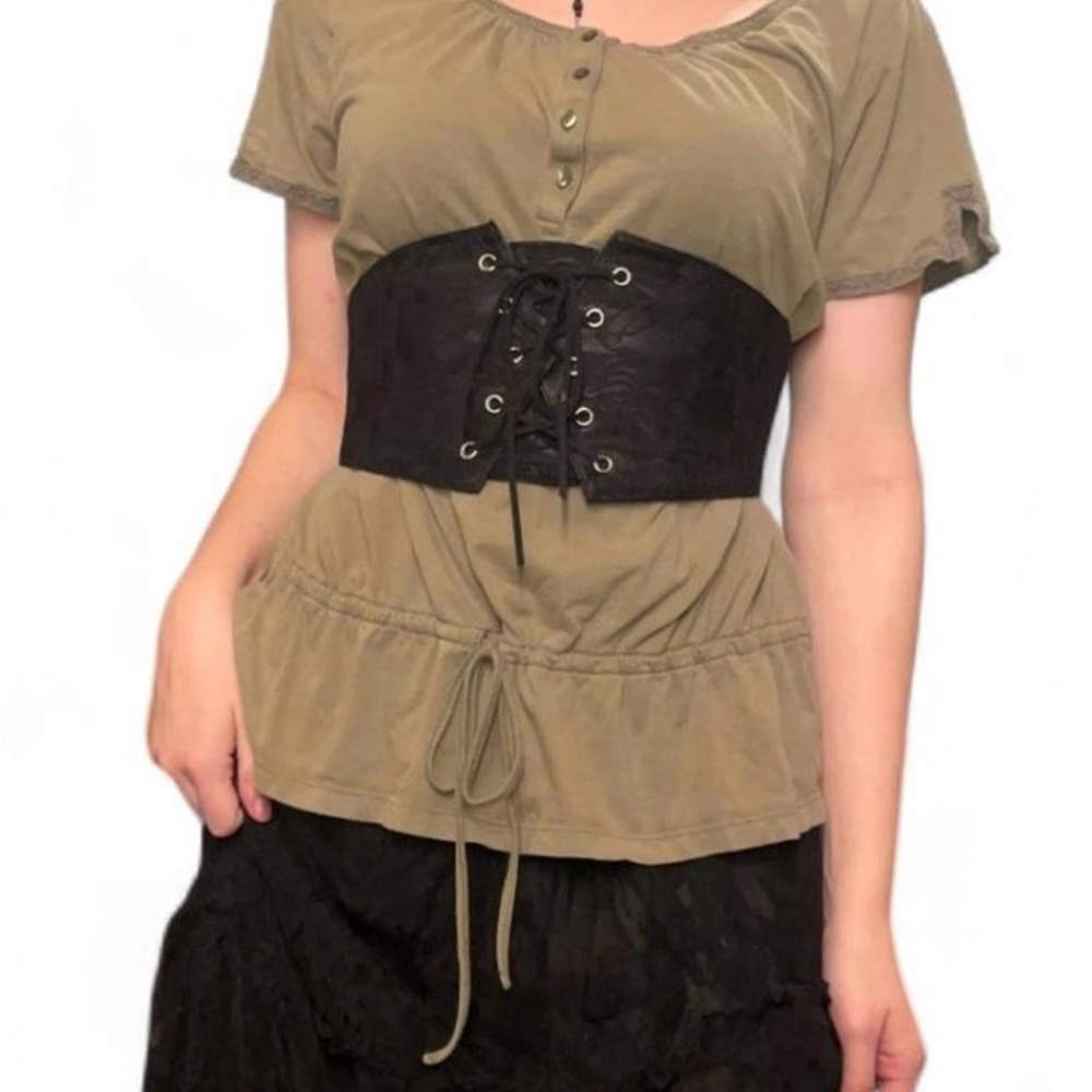 SOLD ! khaki green boho pirate renaissance top
does not come with corset